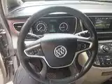 Фото 11 - Buick GL8