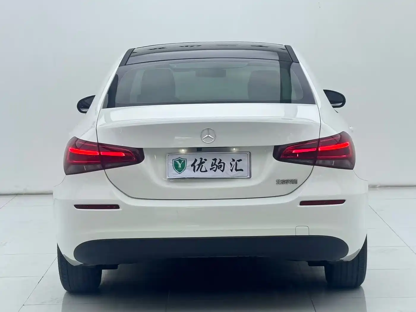 صورة 5 - Mercedes-Benz A-Class