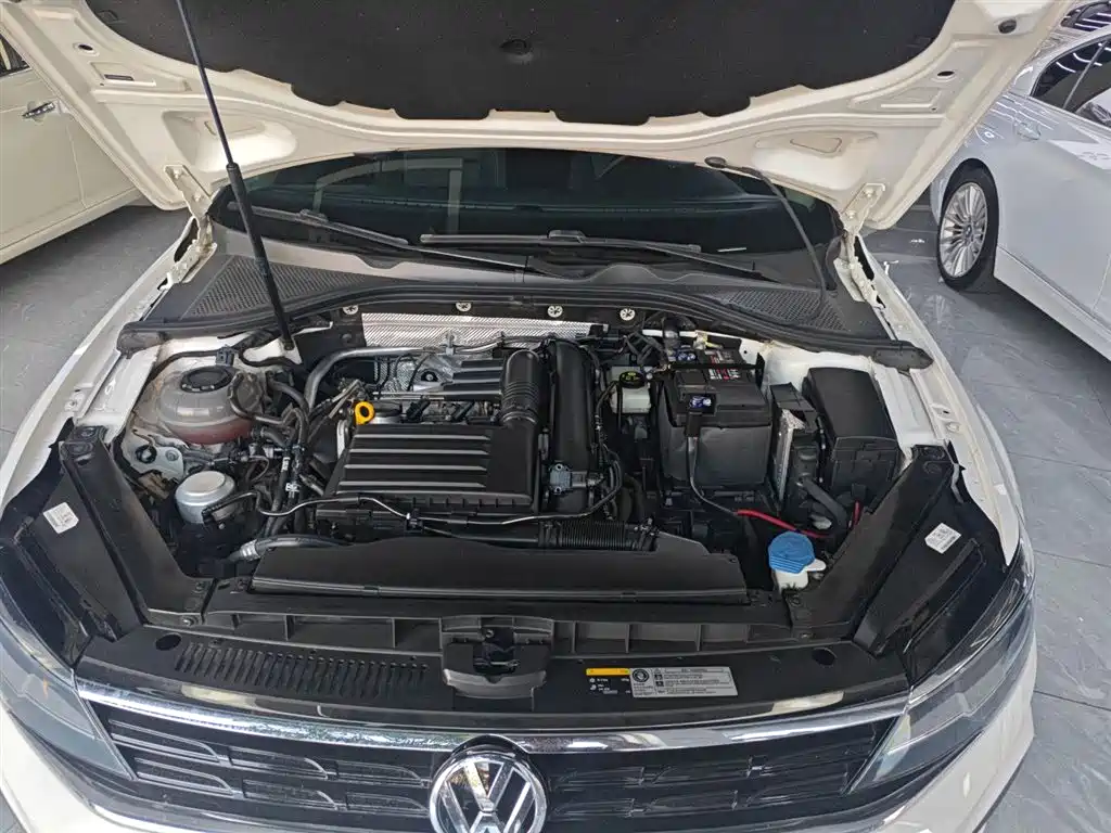 Volkswagen Lamando 2021 230TSI DSG Fashion Edition фото 17