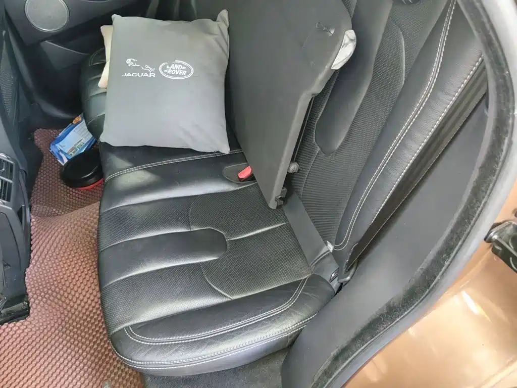 Land Rover Range Rover Evoque (Import) 2015 2015 2.0T 5-door Dynamic Edition
