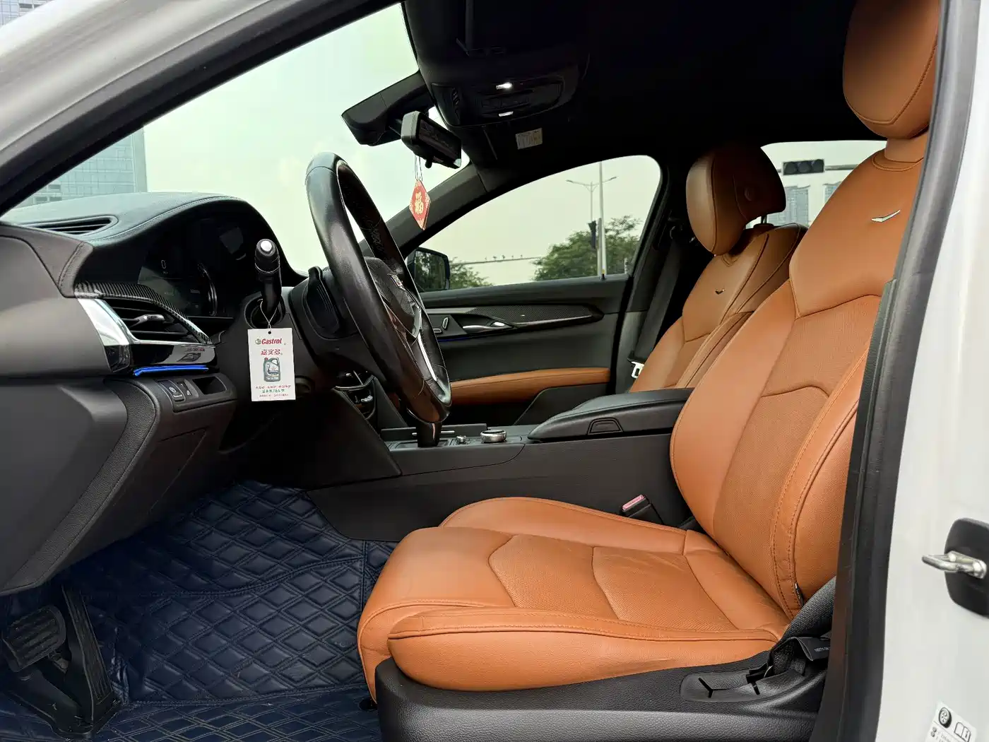 Photo 5 - Cadillac CT6