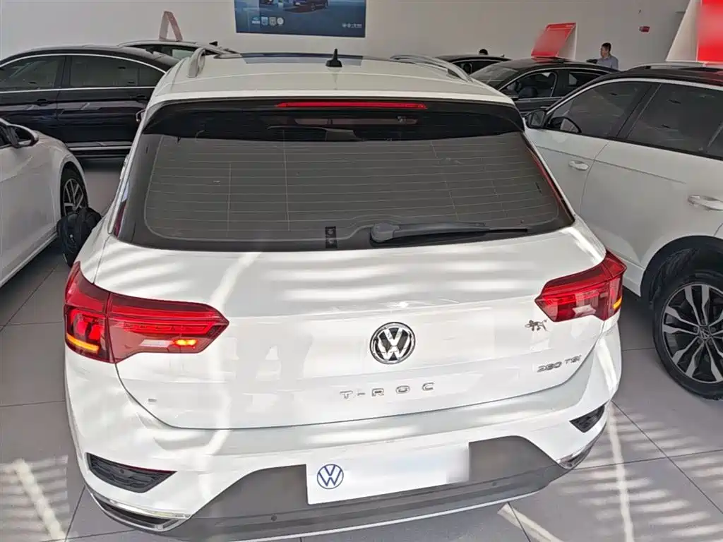 Volkswagen T-ROC 2020 280TSI DSG FWD Elite фото 6