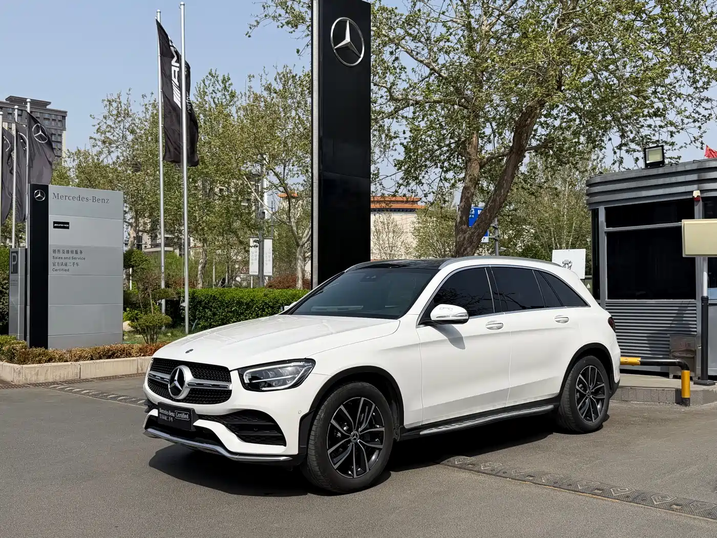 Mercedes-Benz GLC 2020 Facelift GLC 300 L 4MATIC Dynamic фото 2