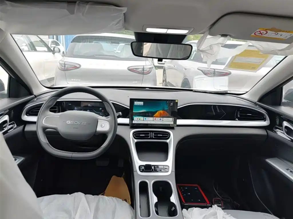 Geely Galaxy Starry Wish 2026 Edition 310km Youth Version фото 10