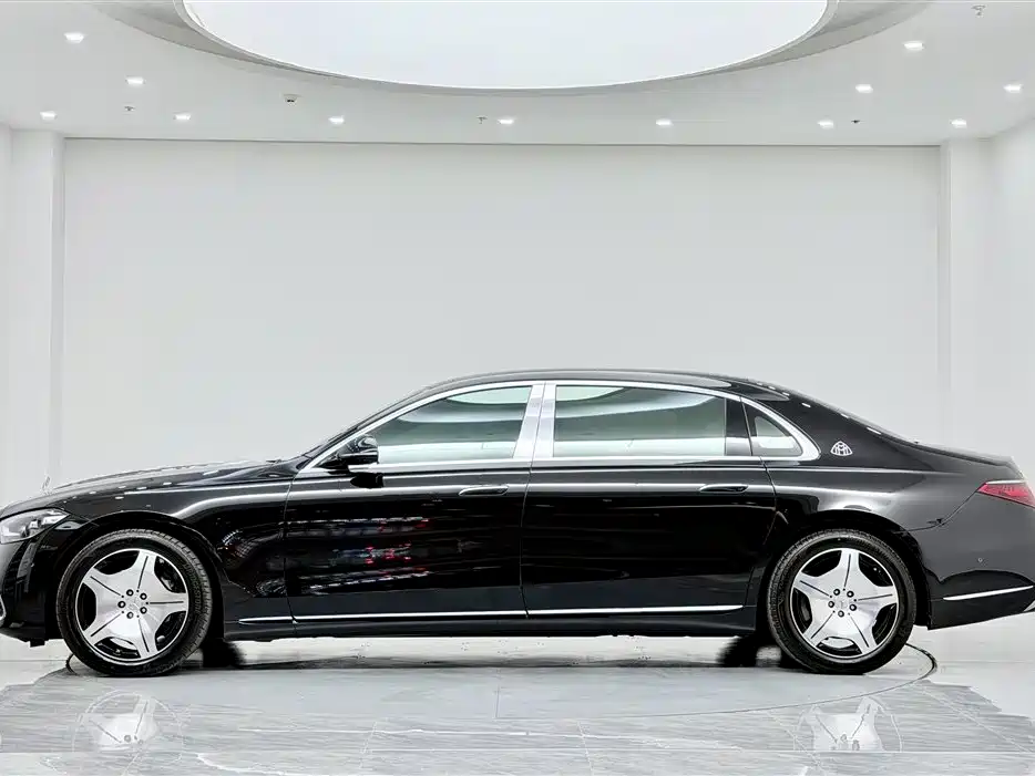 Mercedes-Benz Maybach S-Class 2025 Model S 480 4MATIC фото 8