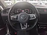 Фото 11 - Volkswagen Tiguan L