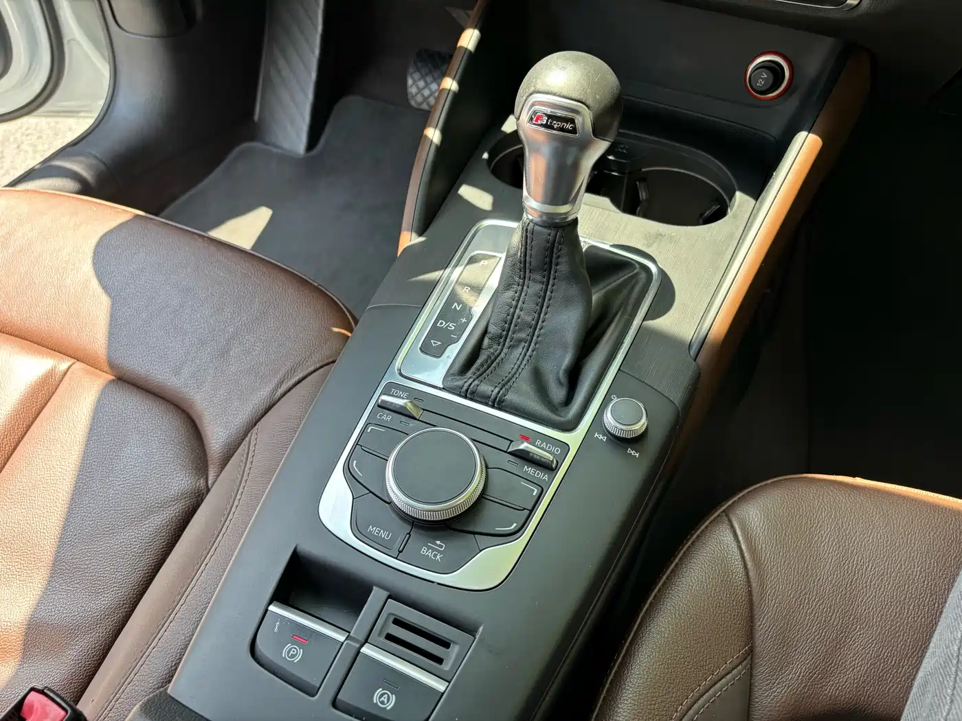 Audi A3 2015 2015 Limousine 35 TFSI Millionth Anniversary Comfort Enjoyment Type
