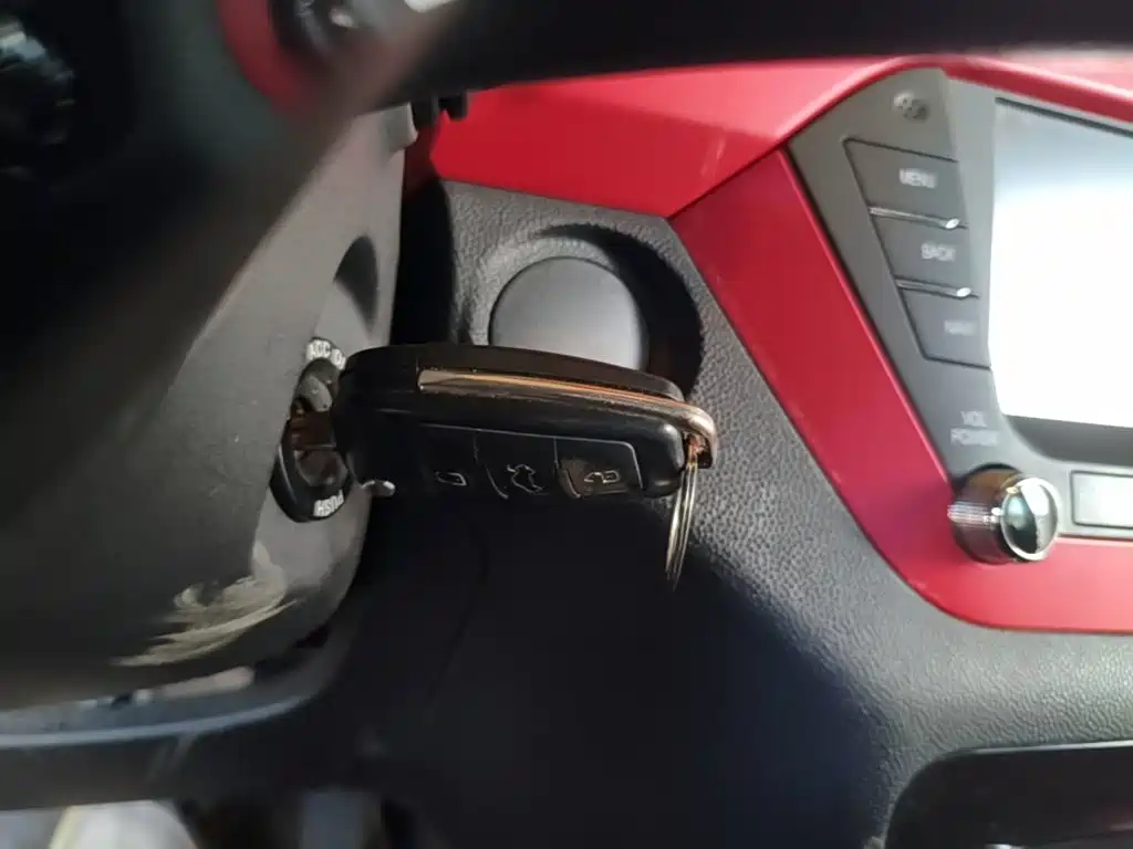 JAC Motors Refine S2 2016 2015 1.5L Manual Luxury Smart