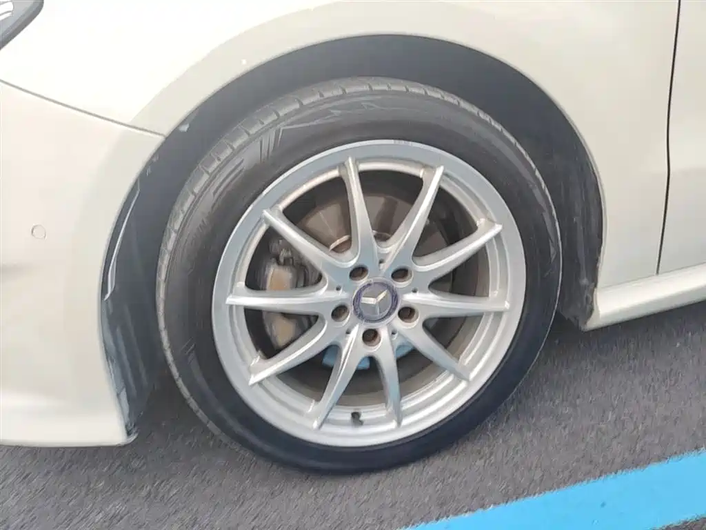 Mercedes-Benz B-Class 2015 B 200 Dynamic фото 23