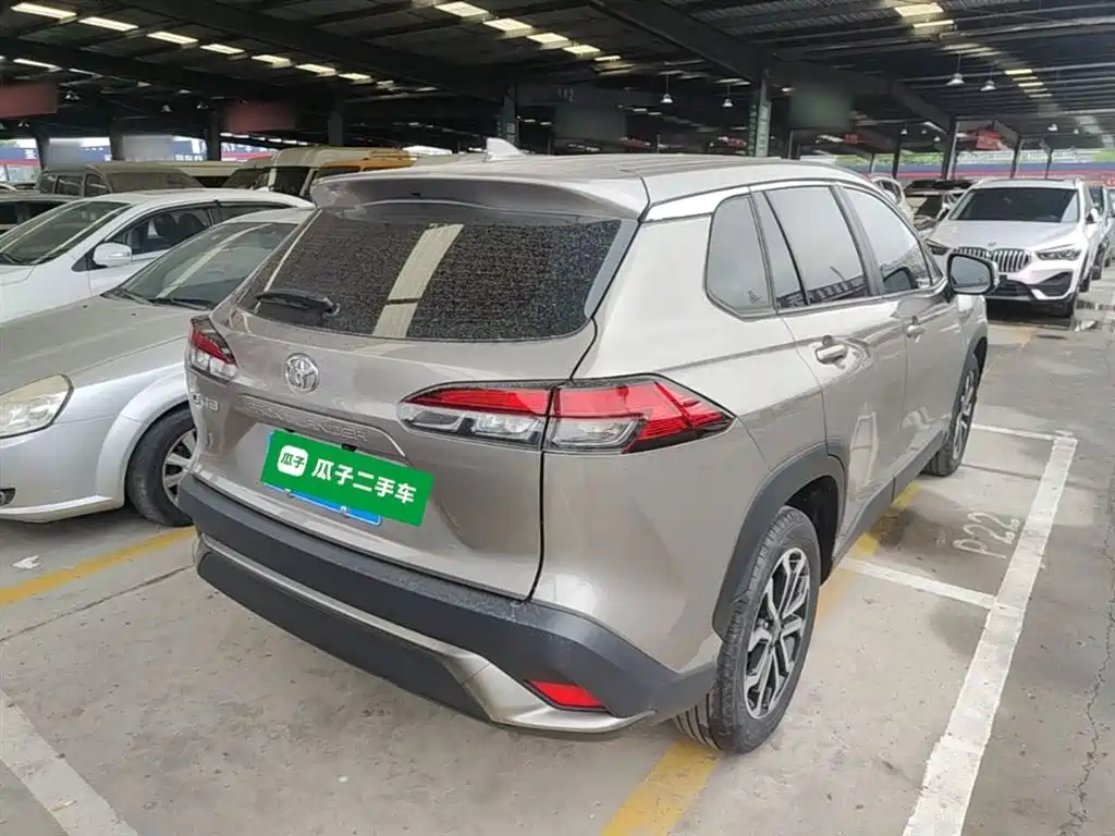 Toyota Frontlander 2024 2.0L CVT Luxury Edition фото 7
