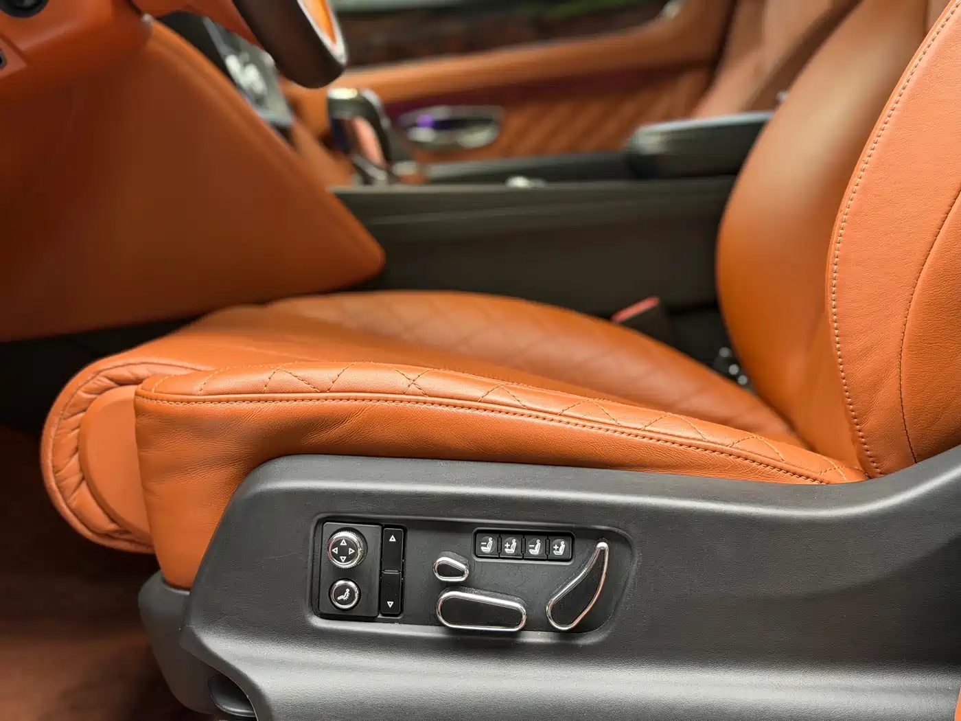 Bentley Bentayga 2017 2016 6.0T Standard Edition