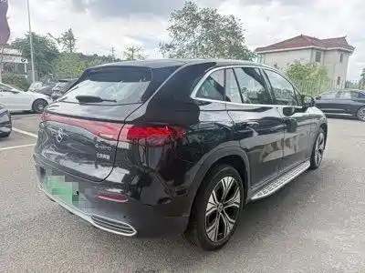 Mercedes-Benz EQE SUV 2025 2024 500 4MATIC Pioneer Edition