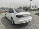 Фото 6 - Volkswagen Lavida
