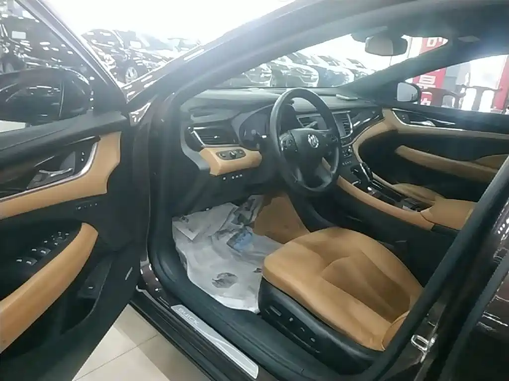 Buick LaCrosse 2016 Model 28T Luxury фото 16