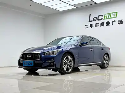 Infiniti Q50L