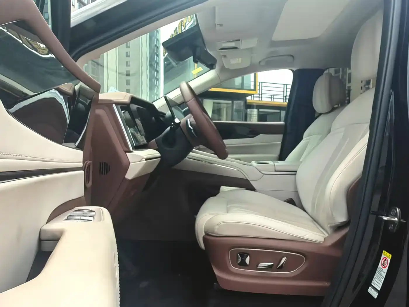 BYD Xia 2025 2025 DM-i 1.5T 180km Excellence