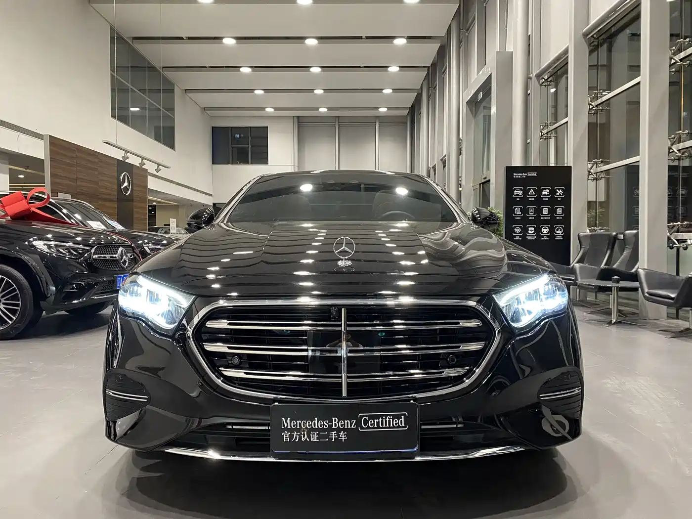 MERCEDES-BENZ E-CLASS