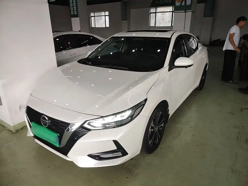 Nissan SYLPHY, миниатюра 2