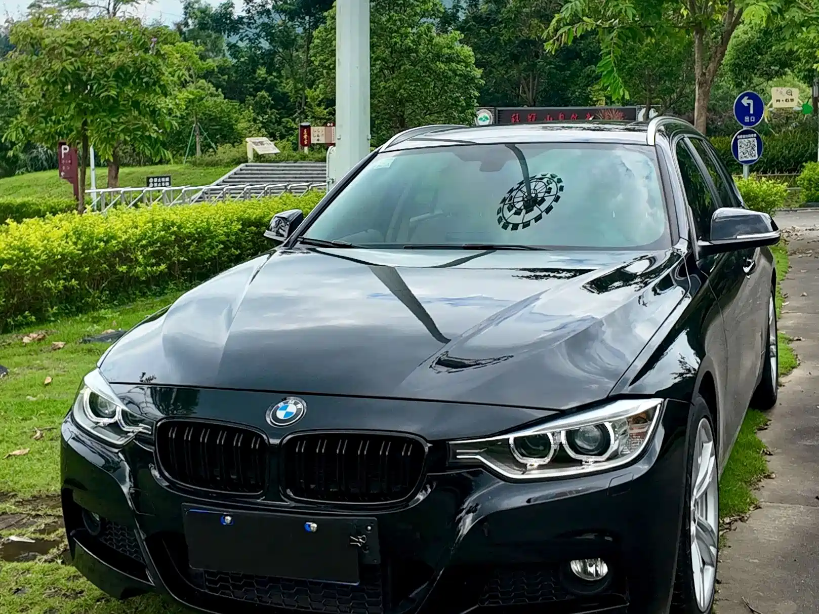 صورة 2 - BMW 3 Series (Import)