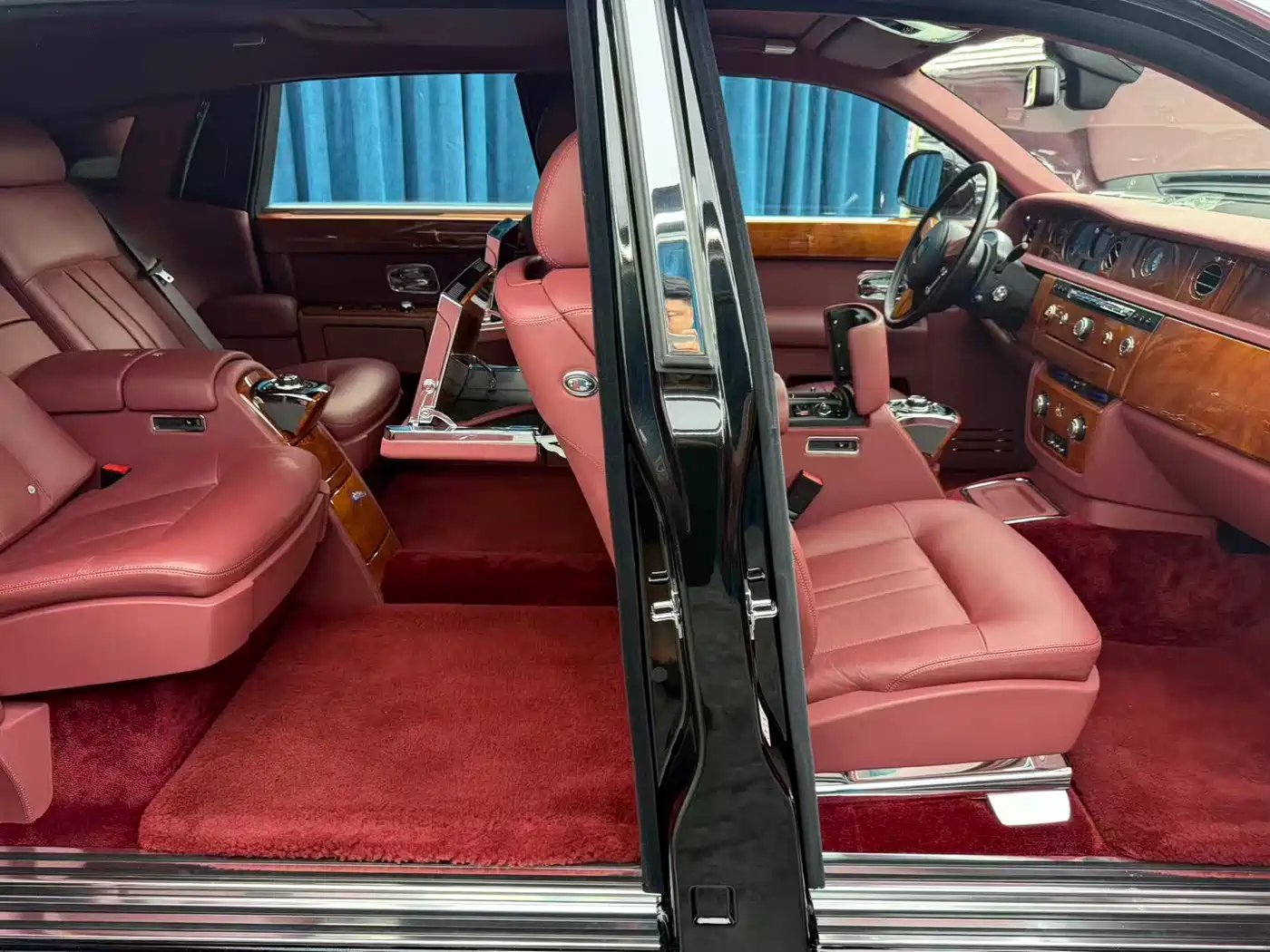 Rolls-Royce Phantom 2013 2013 6.7L Extended Wheelbase (EWB)