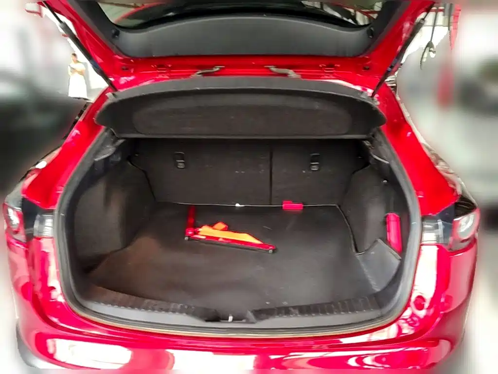Фото 24 - Mazda CX-4