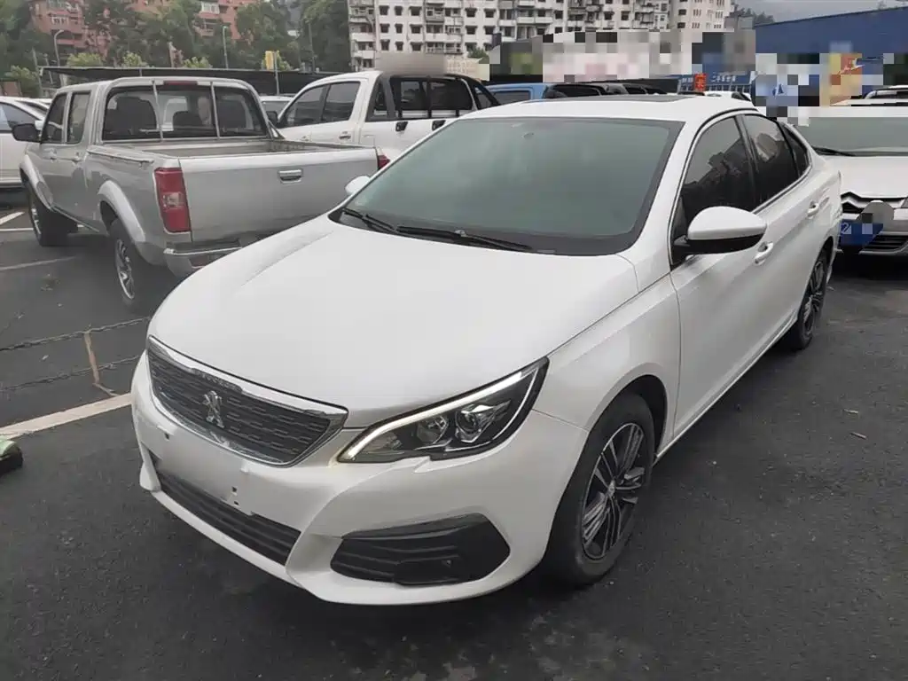 Peugeot 308 2016 1.6L Automatic Luxury фото 2