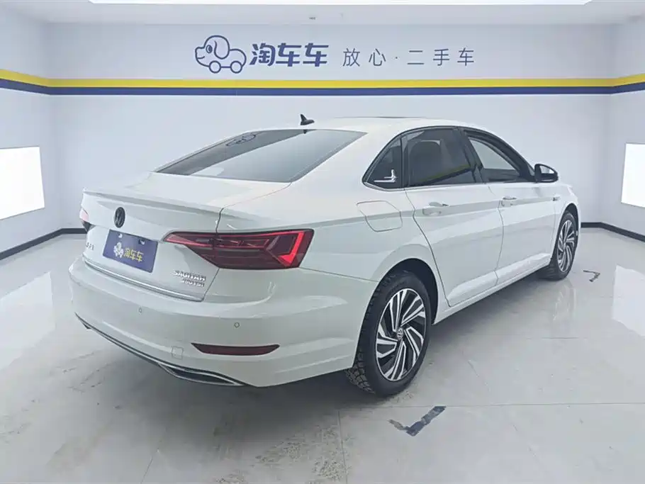 Volkswagen Sagitar 2021 280TSI DSG Luxury Smart Connect фото 3