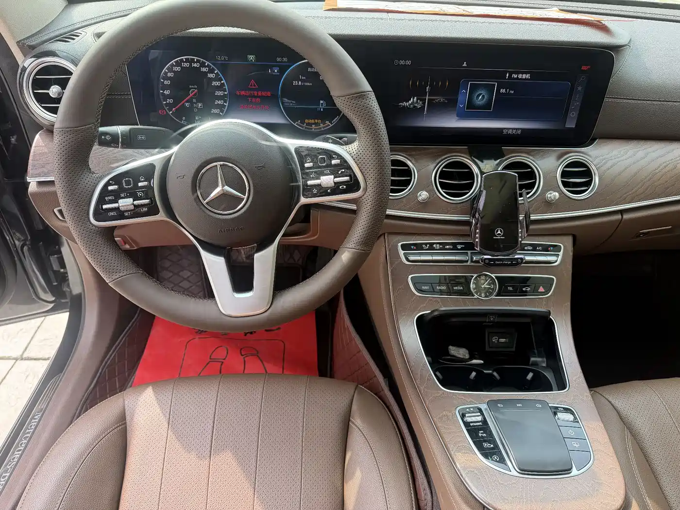 Mercedes-Benz E-Class 2020 E 300 L Fashion фото 5