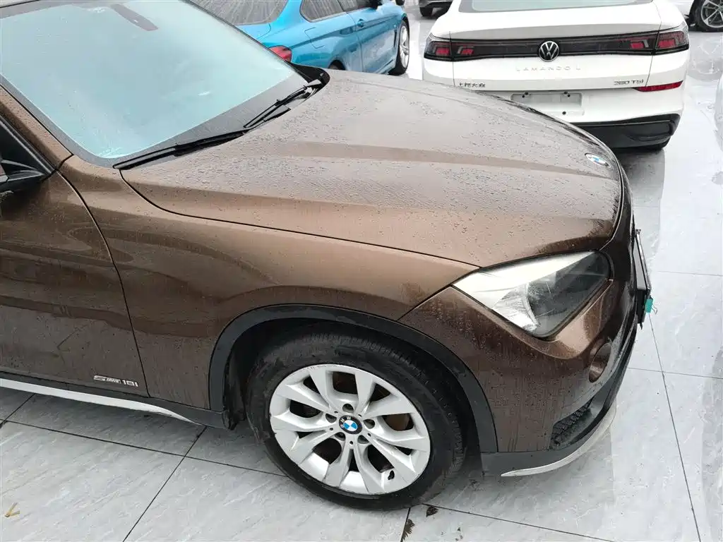 BMW X1 2014 sDrive18i Fashion Edition фото 4