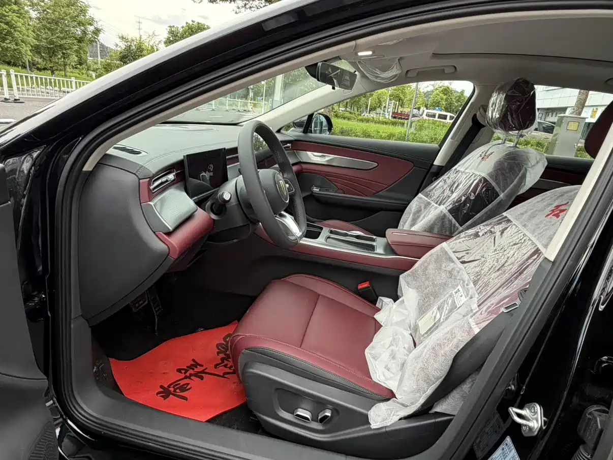 Hongqi H5 2026