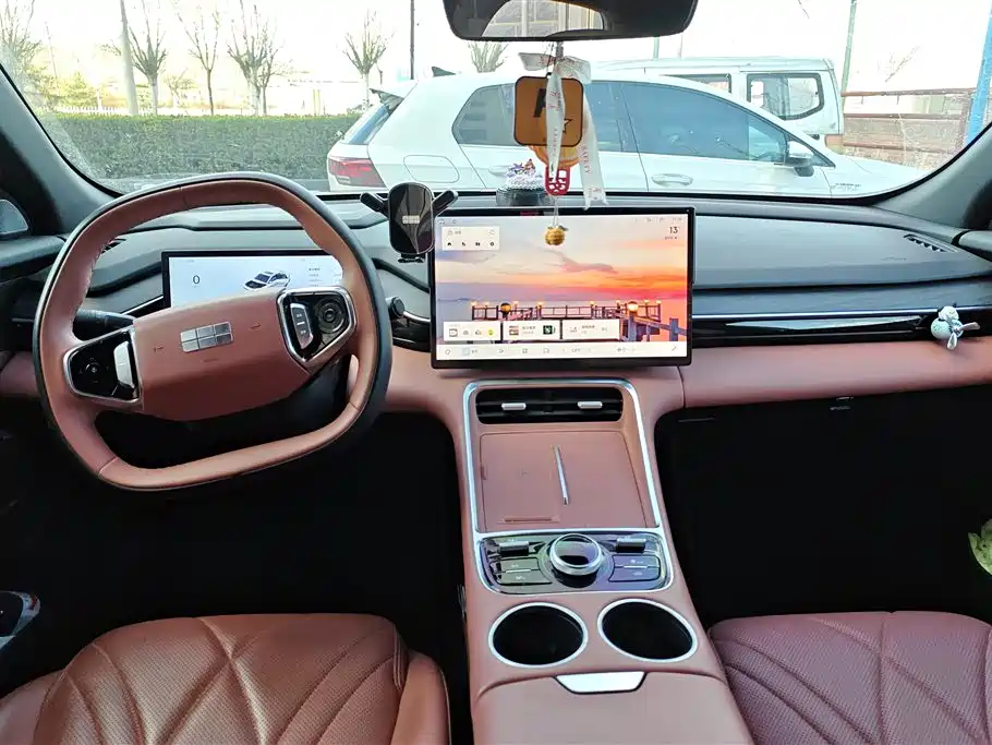 GEELY GALAXY GALAXY L6