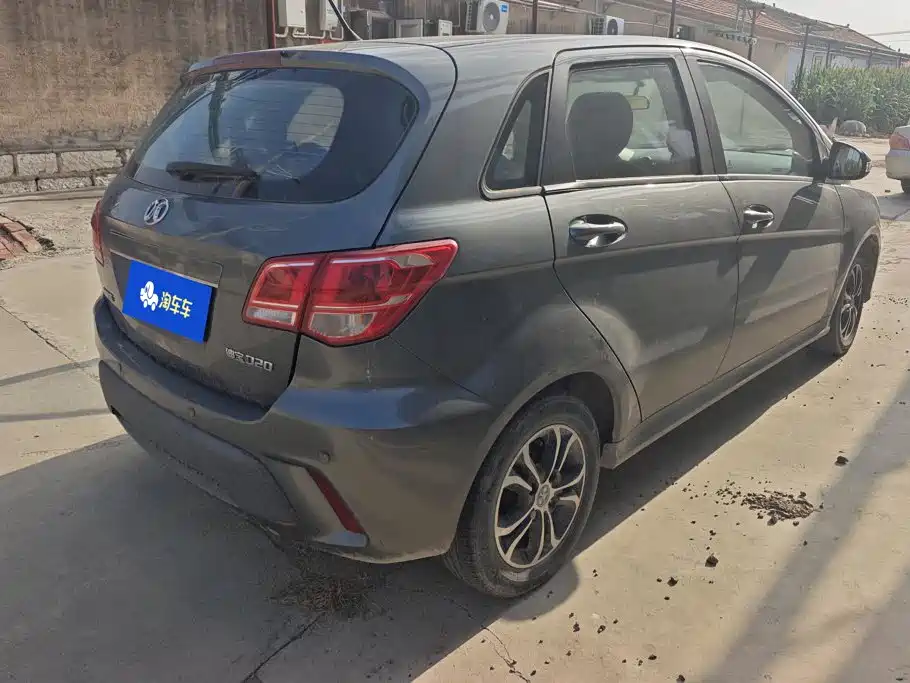 BAIC Senova D20 2015 2015 Hatchback 1.5L Automatic Le Tian