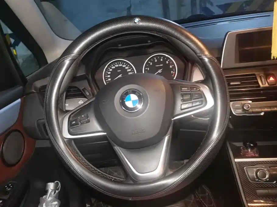 BMW 2 SERIES STATION WAGON