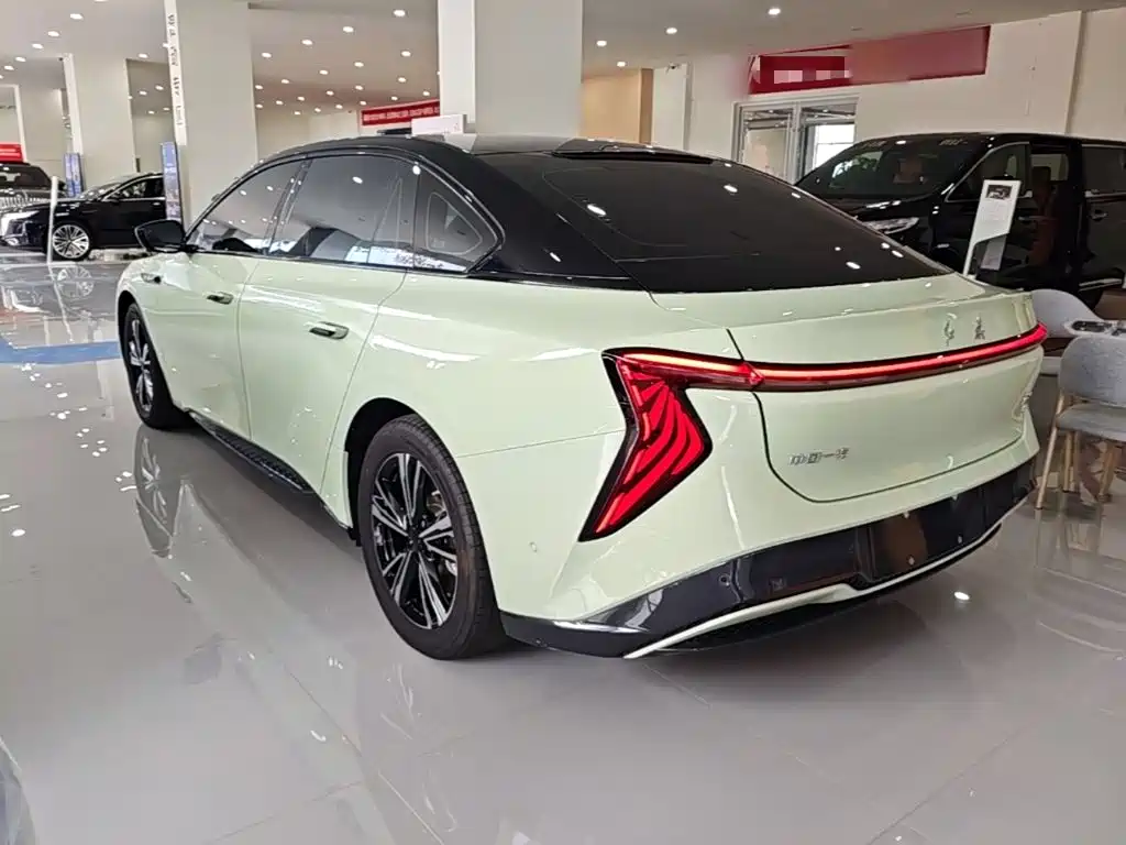 Hongqi EH7 2024 2024 Model 820 Pro