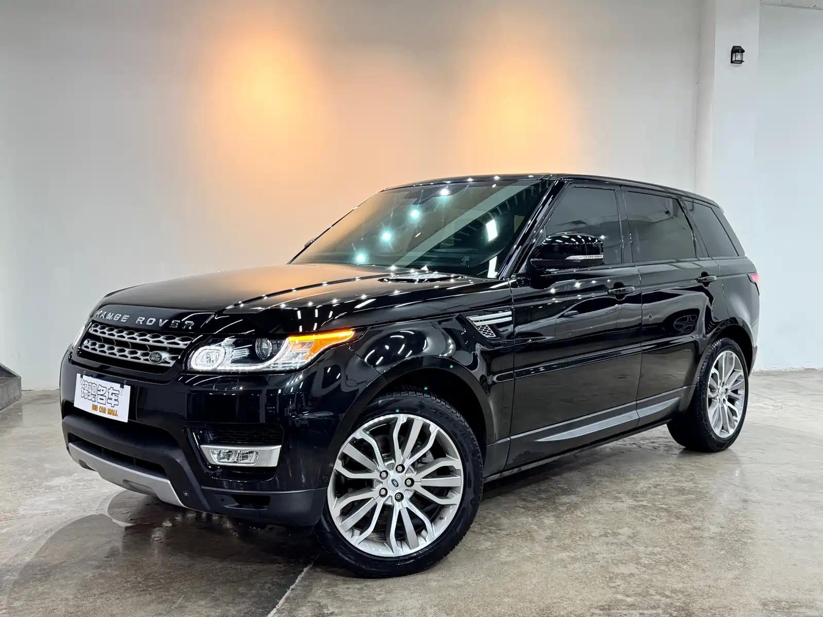 Фото 1 - Land Rover Range Rover Sport