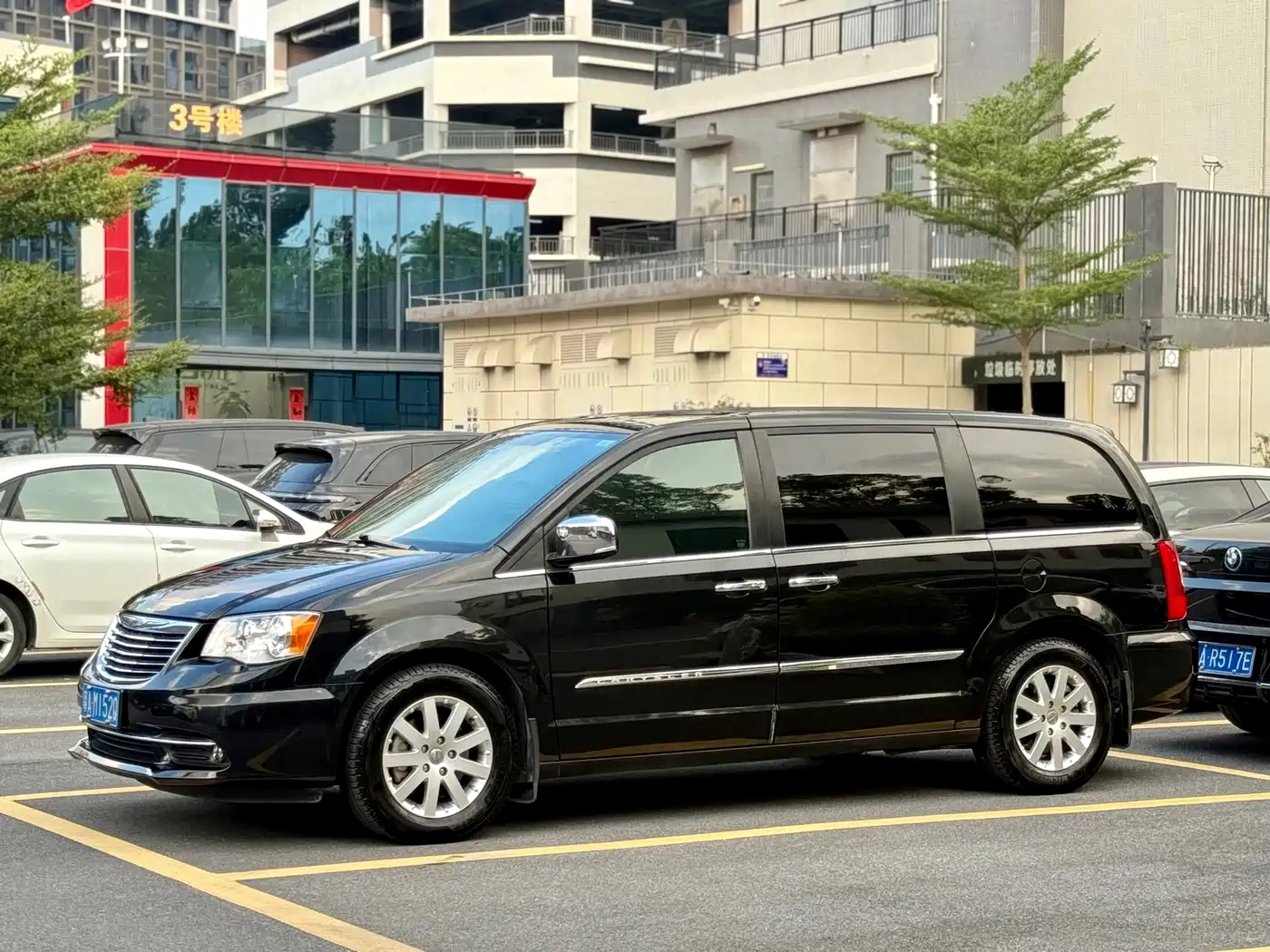 Фото 6 - Chrysler Pacifica