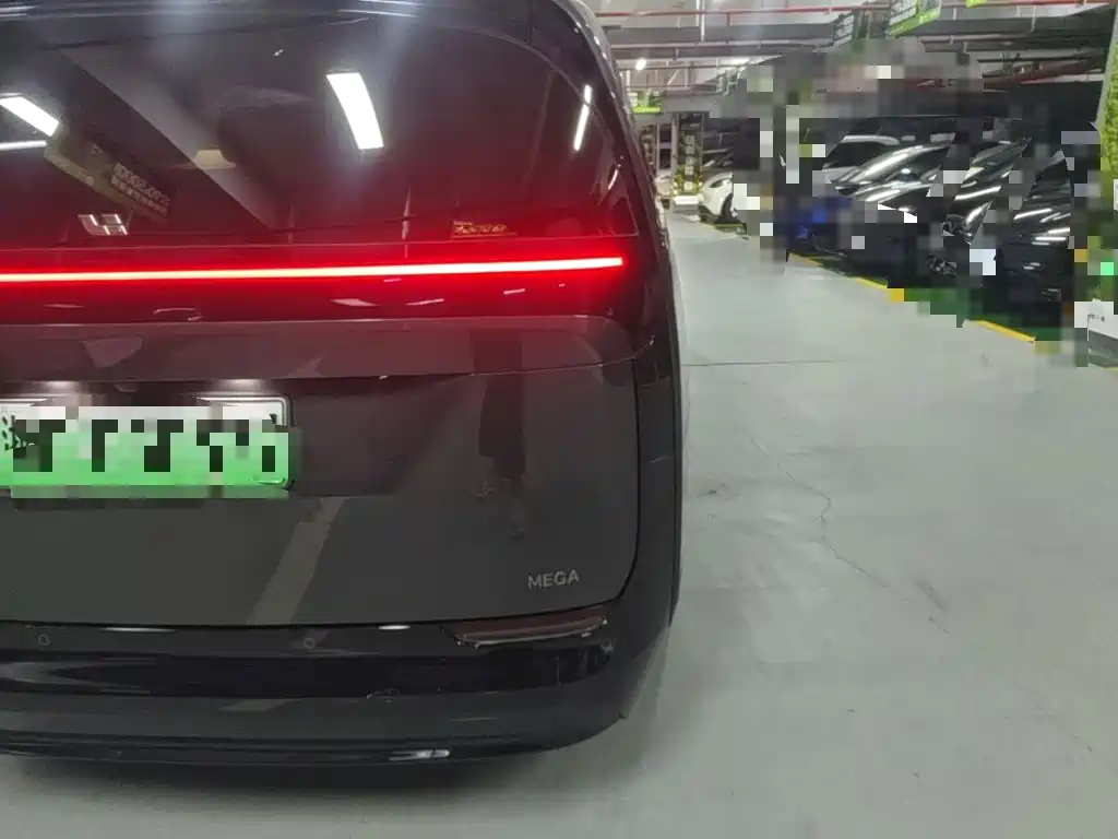 Li Auto MEGA 2024 2024 Ultra