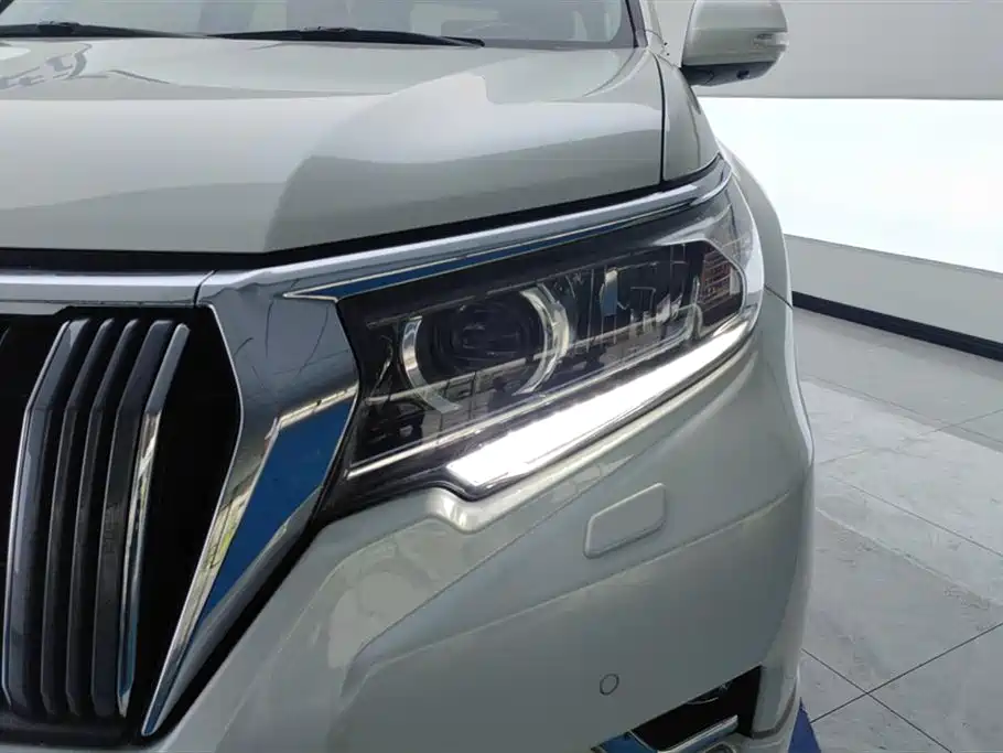 Toyota Prado 2019 3.5L Automatic TX-L Zunxiang Edition with Rear-mounted Spare Tire фото 5