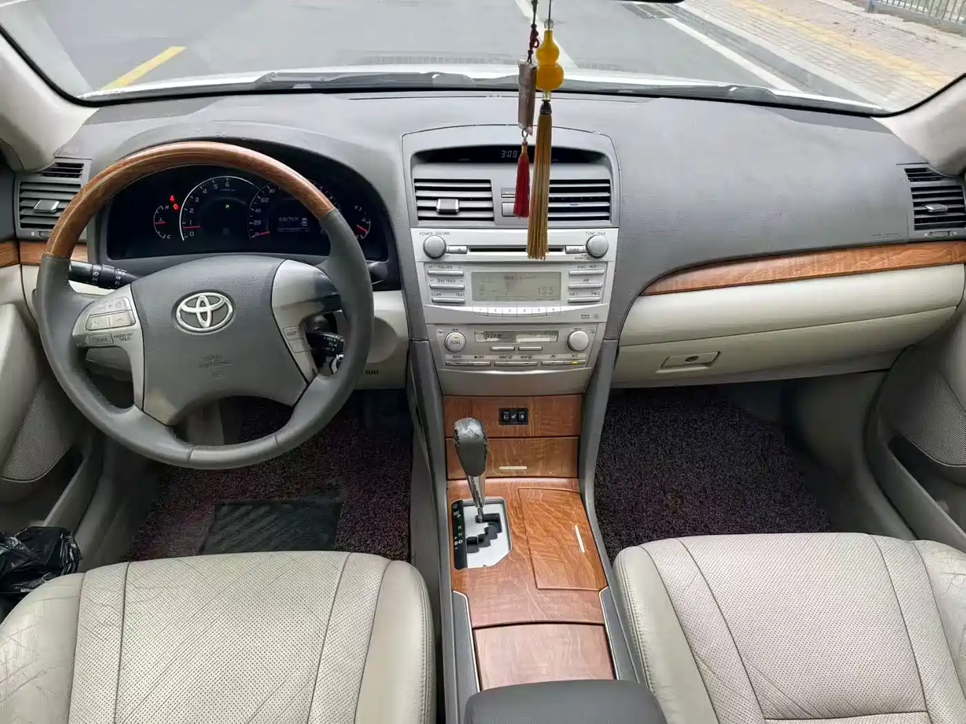 Toyota Camry 2010 240G Classic Edition фото 3