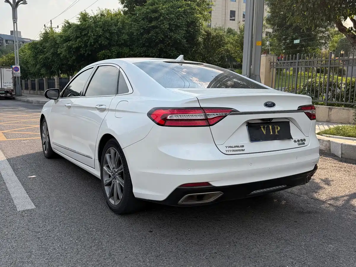 Ford Taurus 2020 2019 EcoBoost 245 Premium Edition