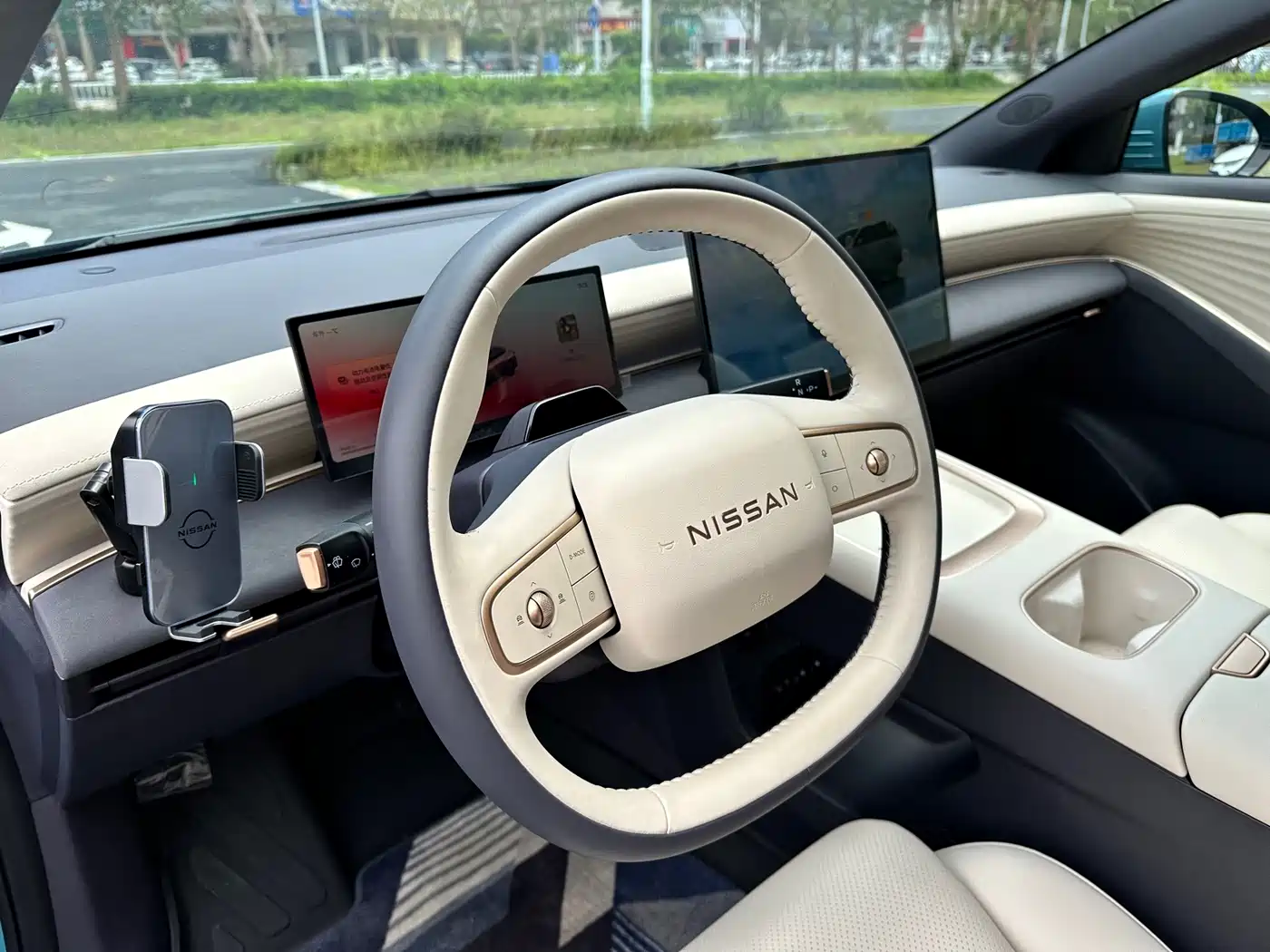 Nissan N6 2026 2025 High Configuration