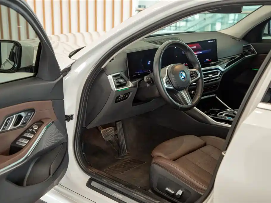 BMW i3 2022 2022 eDrive 35 L
