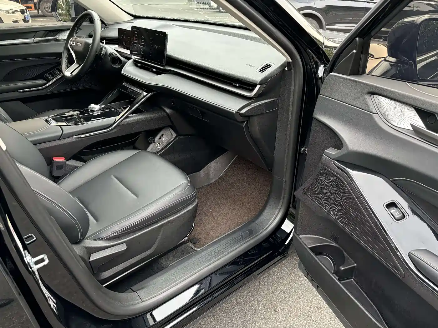 Photo 18 - Haval H6
