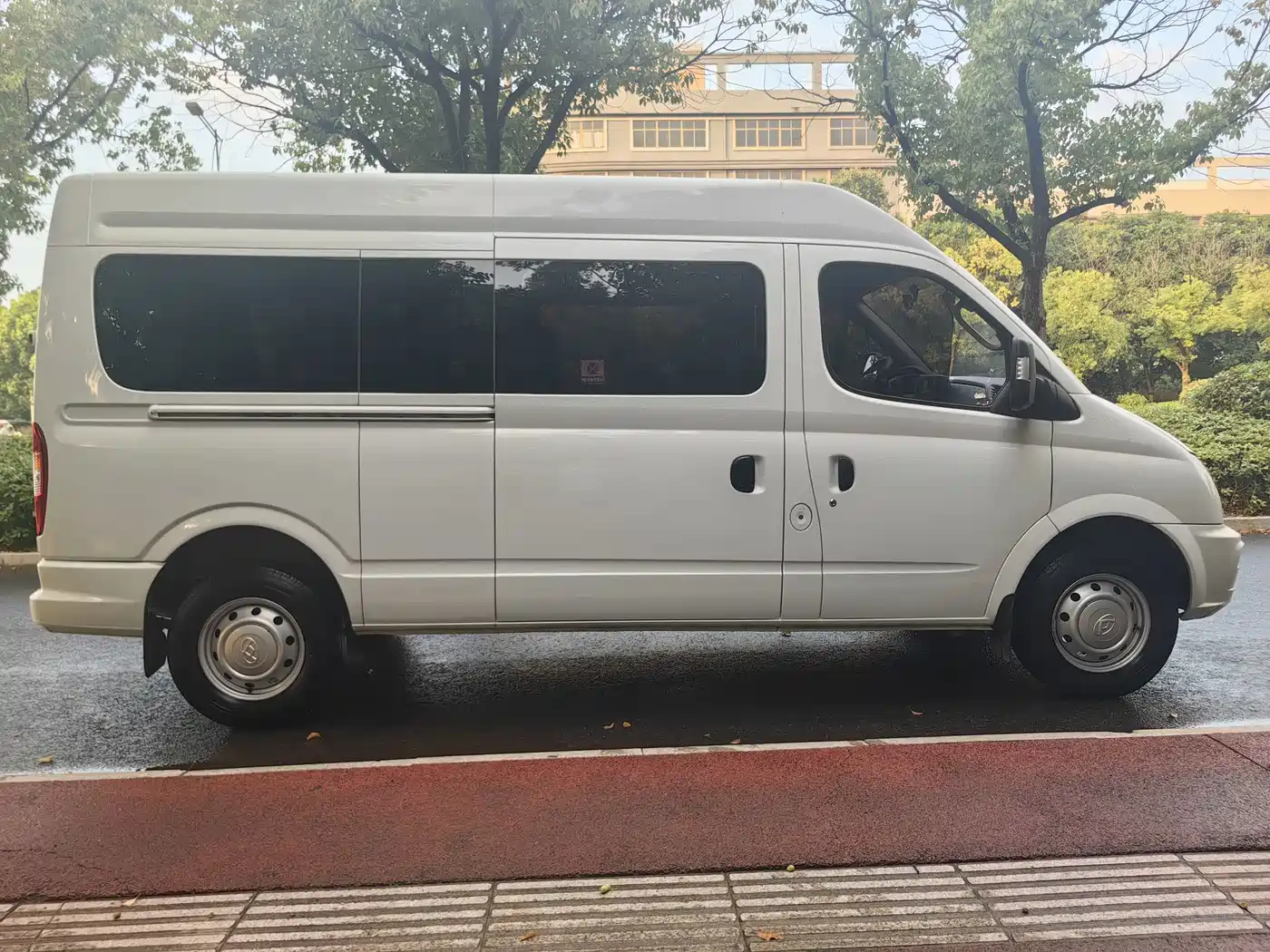 Photo 13 - SAIC Maxus Xintu V80