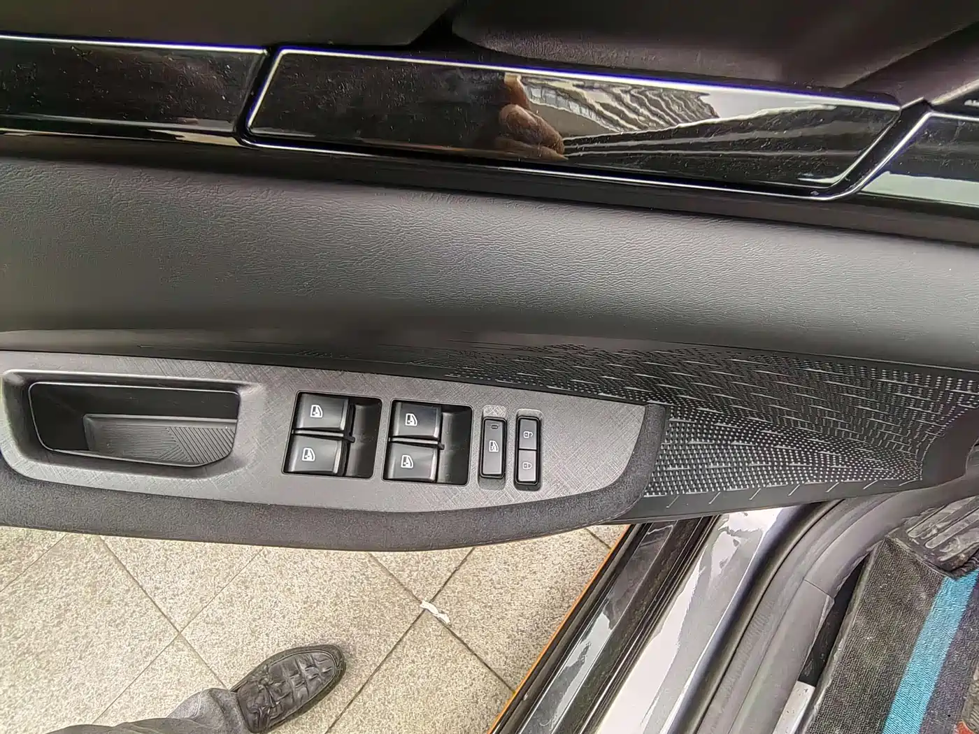 CHANGAN UNI-V