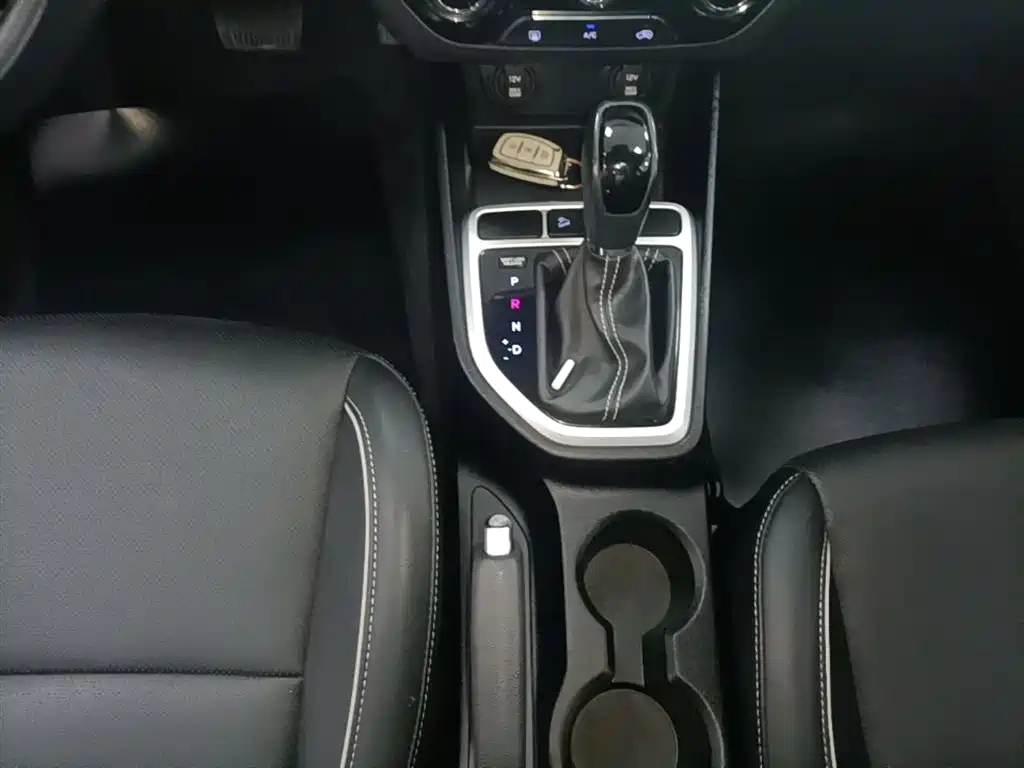 Hyundai Beijing Hyundai ix25 2017 1.6L Automatic Smart Edition фото 14