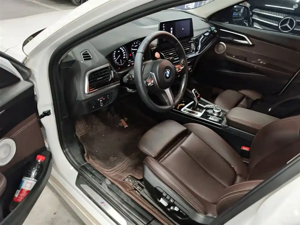BMW 1 Series 2021 Facelift 120i M Sport Shadow Edition фото 23