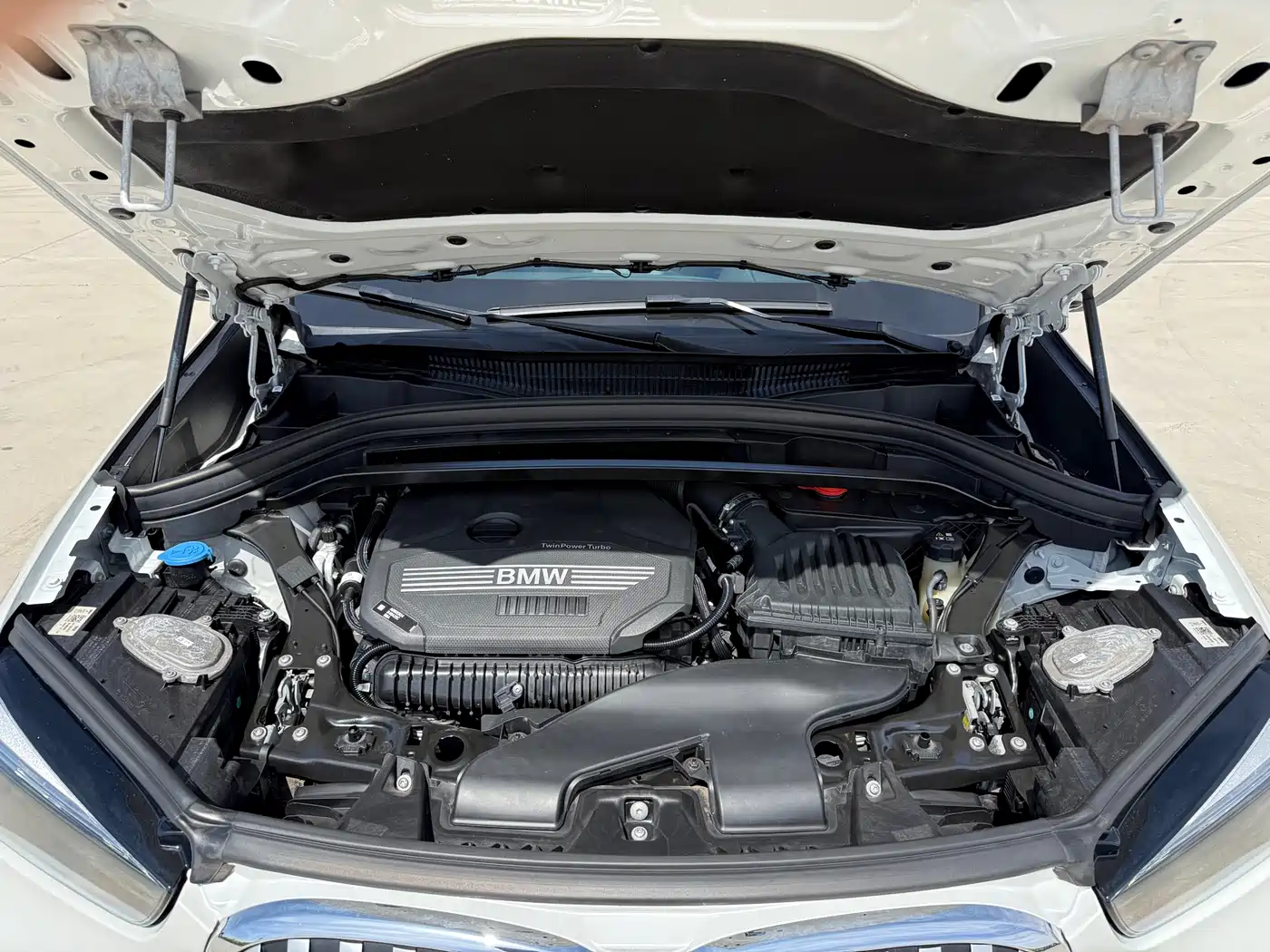 BMW X1 2022 sDrive25Li Leading фото 41