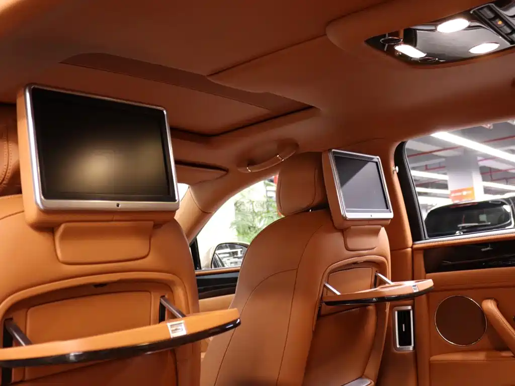 Photo 20 - Bentley Flying Spur