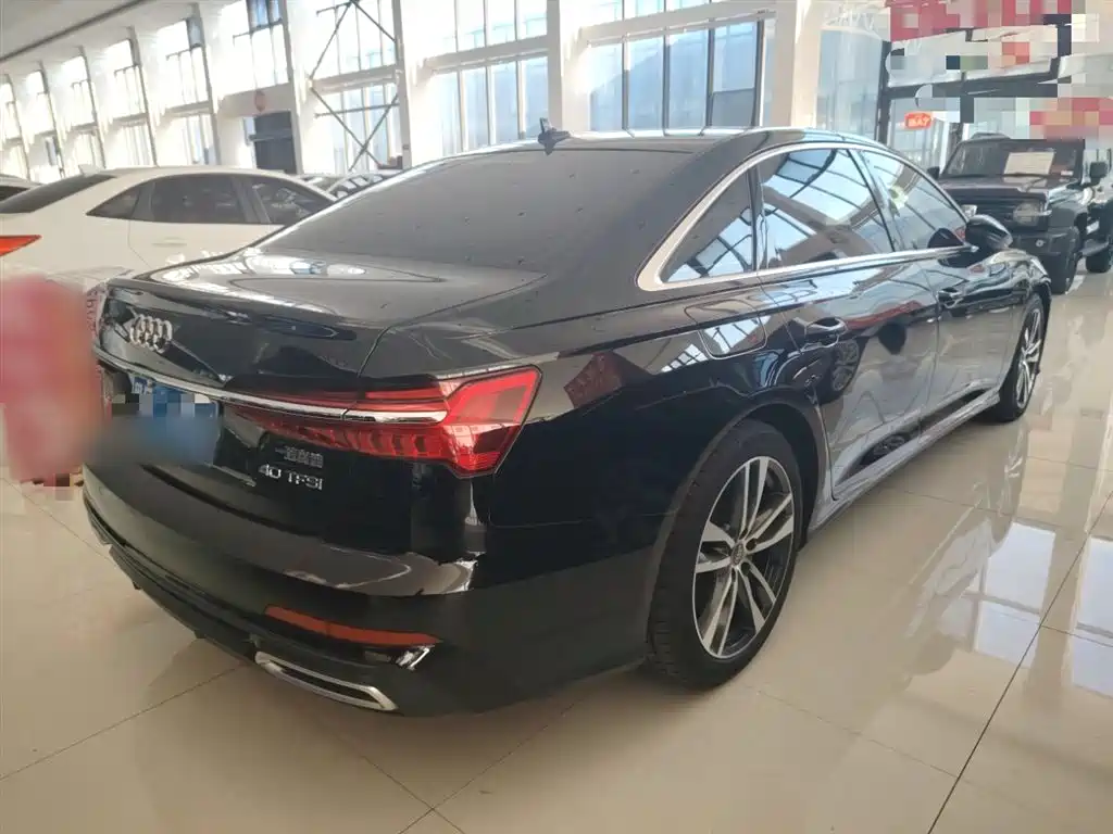 Audi A6L 2021 40 TFSI Luxury Sport фото 7